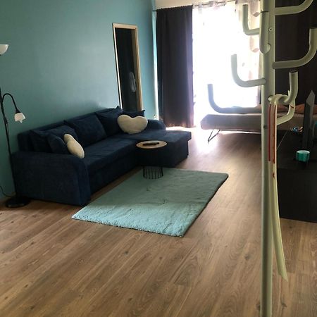 Kalevite Kodu 2-Toaline Apartment! Kuressaare Exteriér fotografie