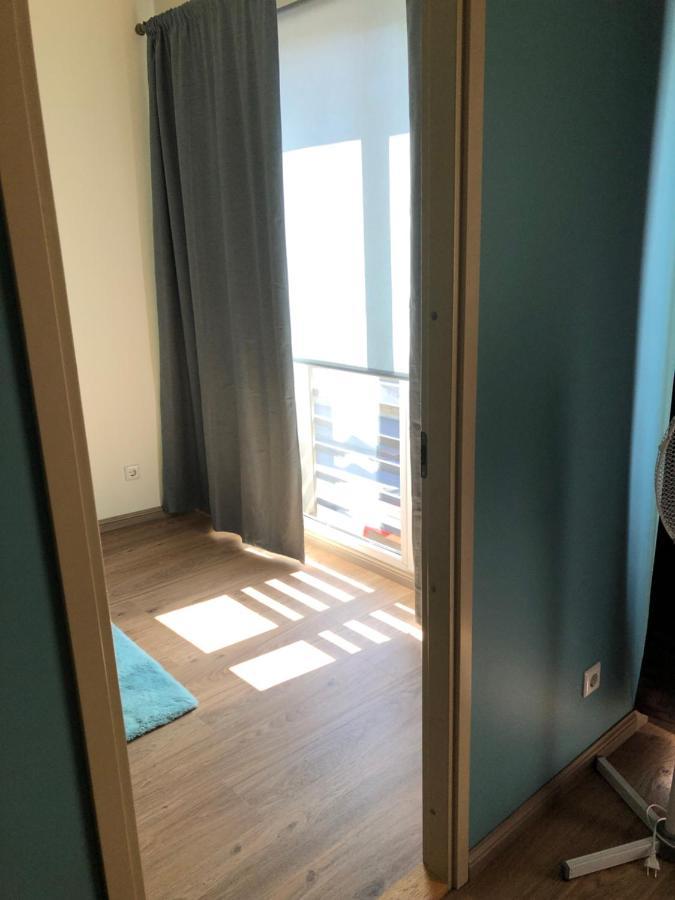 Kalevite Kodu 2-Toaline Apartment! Kuressaare Exteriér fotografie