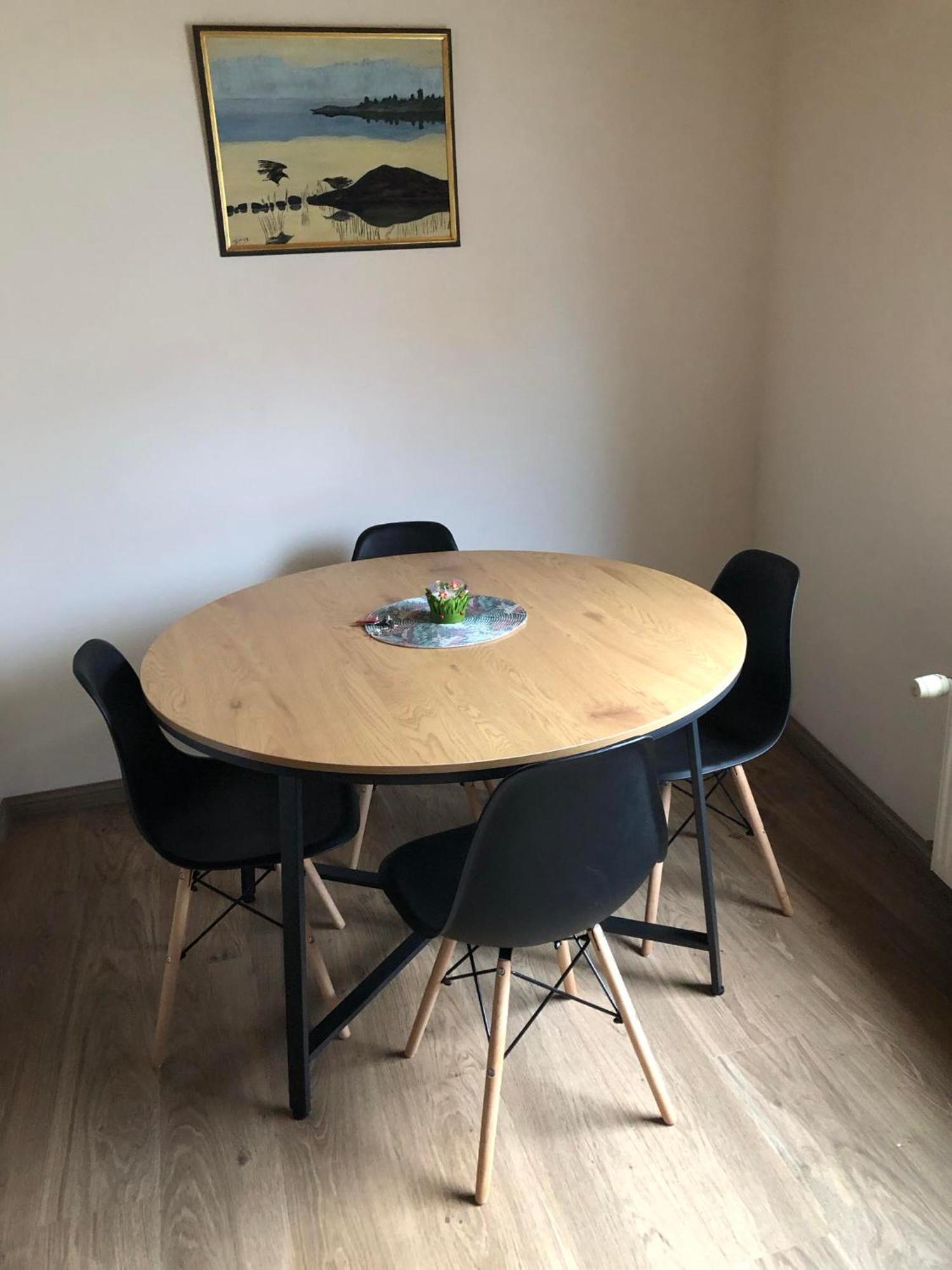 Kalevite Kodu 2-Toaline Apartment! Kuressaare Exteriér fotografie